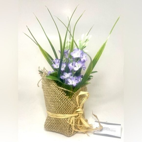 BNWT Midwest Gifts Burlap Wrapped Flower Bunch.​​​ - Picture 1 of 3